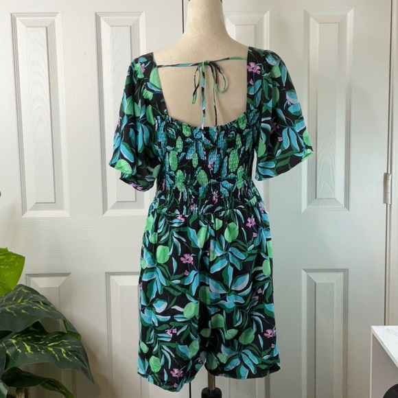 Ava & Viv Women's Flutter Short Sleeve Smocked Mini Romper Size XXL - Picture 7 of 11